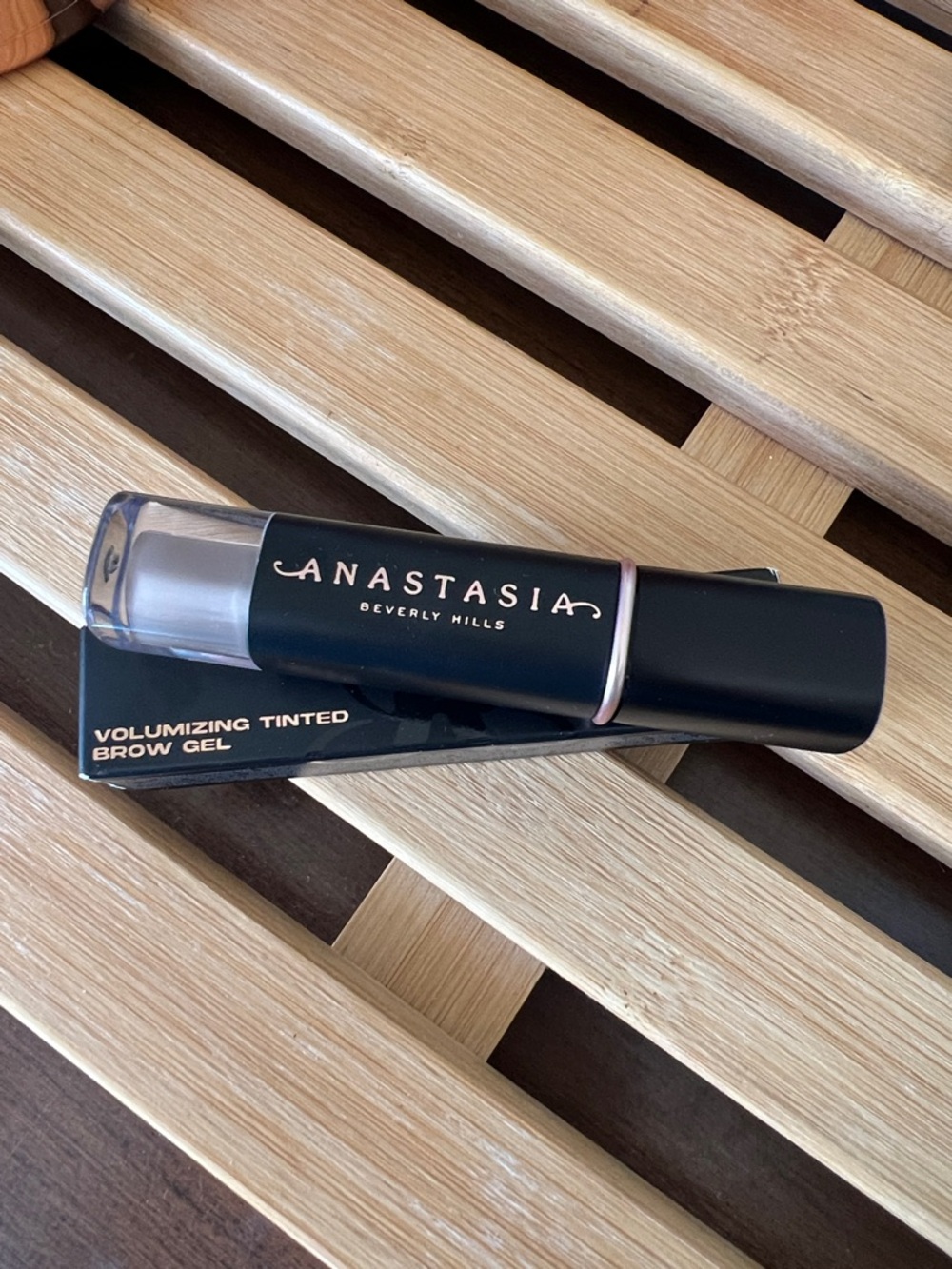 Anastasia Beverly Hills Volumizing Tinted Brow Gel - Black